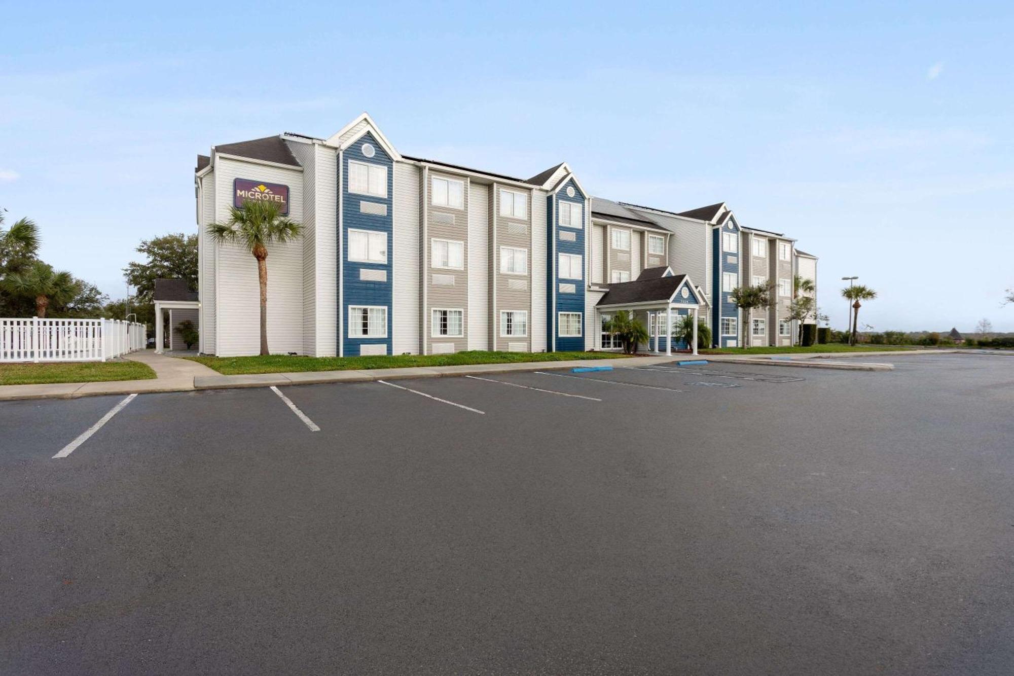 Microtel Inn And Suites - Zephyrhills Exterior foto